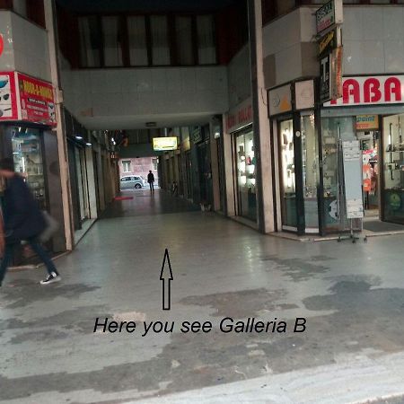 Academy House Pisa Centrale Luaran gambar