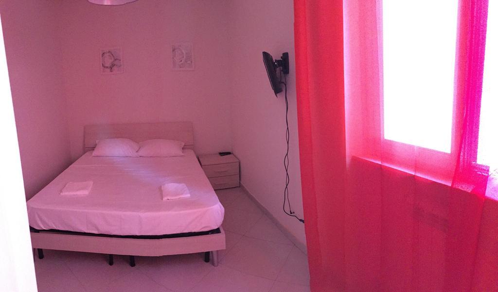 Academy House Pisa Centrale Bilik gambar