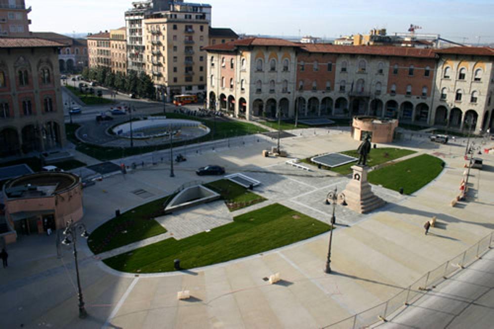 Academy House Pisa Centrale Luaran gambar
